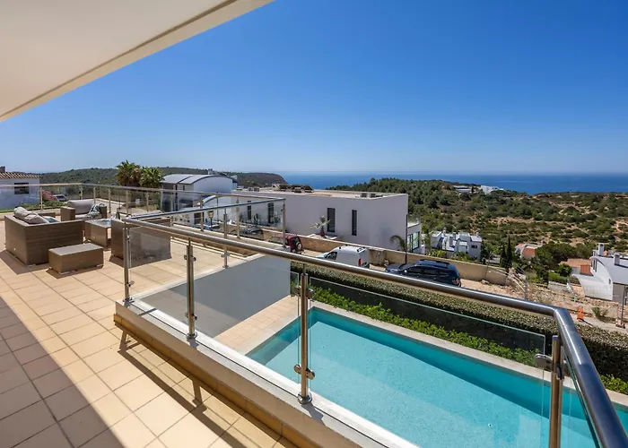 Azure Serenity Villa At Quinta Da Fortaleza