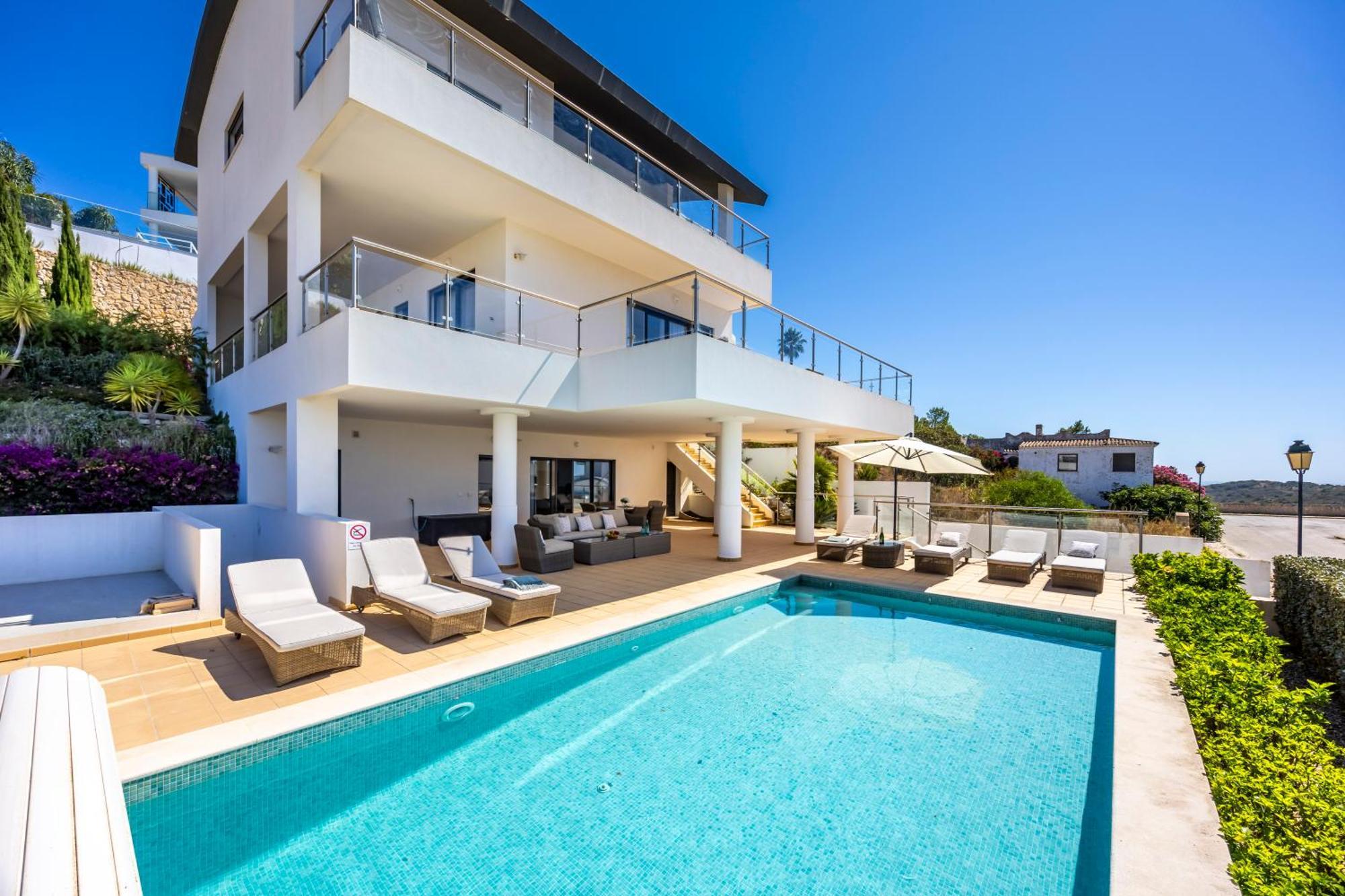 Azure Serenity At Quinta Da Fortaleza Villa Burgau